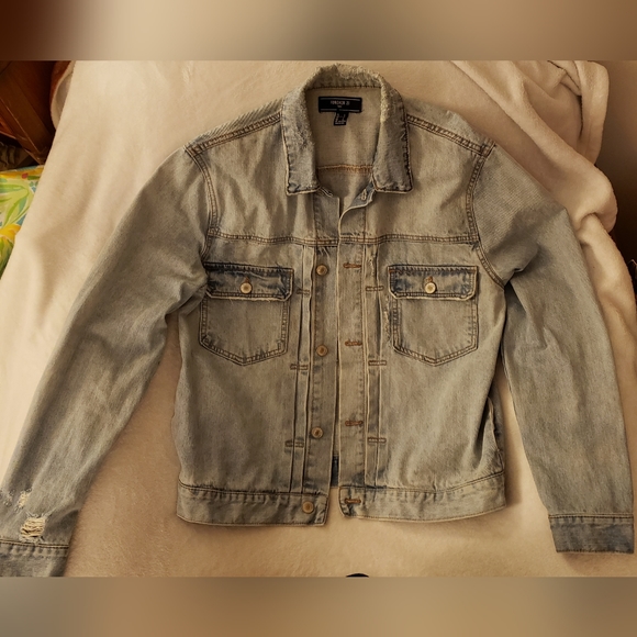 Forever 21 Mens Distressed Denim Jacket Size Large - Picture 1 of 4
